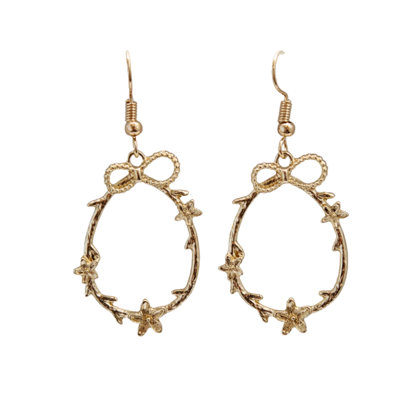 Delicate Gold Oval Wreath Earrings