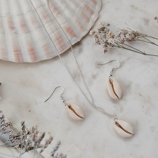 Silver Cowrie Shell Necklace & Earrings Set