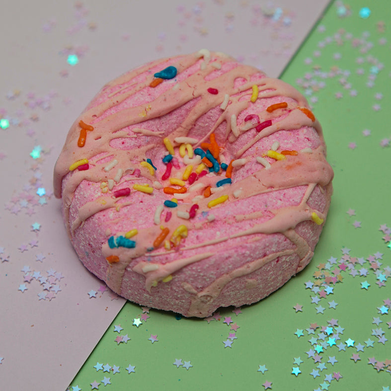 Lemongrass Doughnut Bath Bomb - Pink